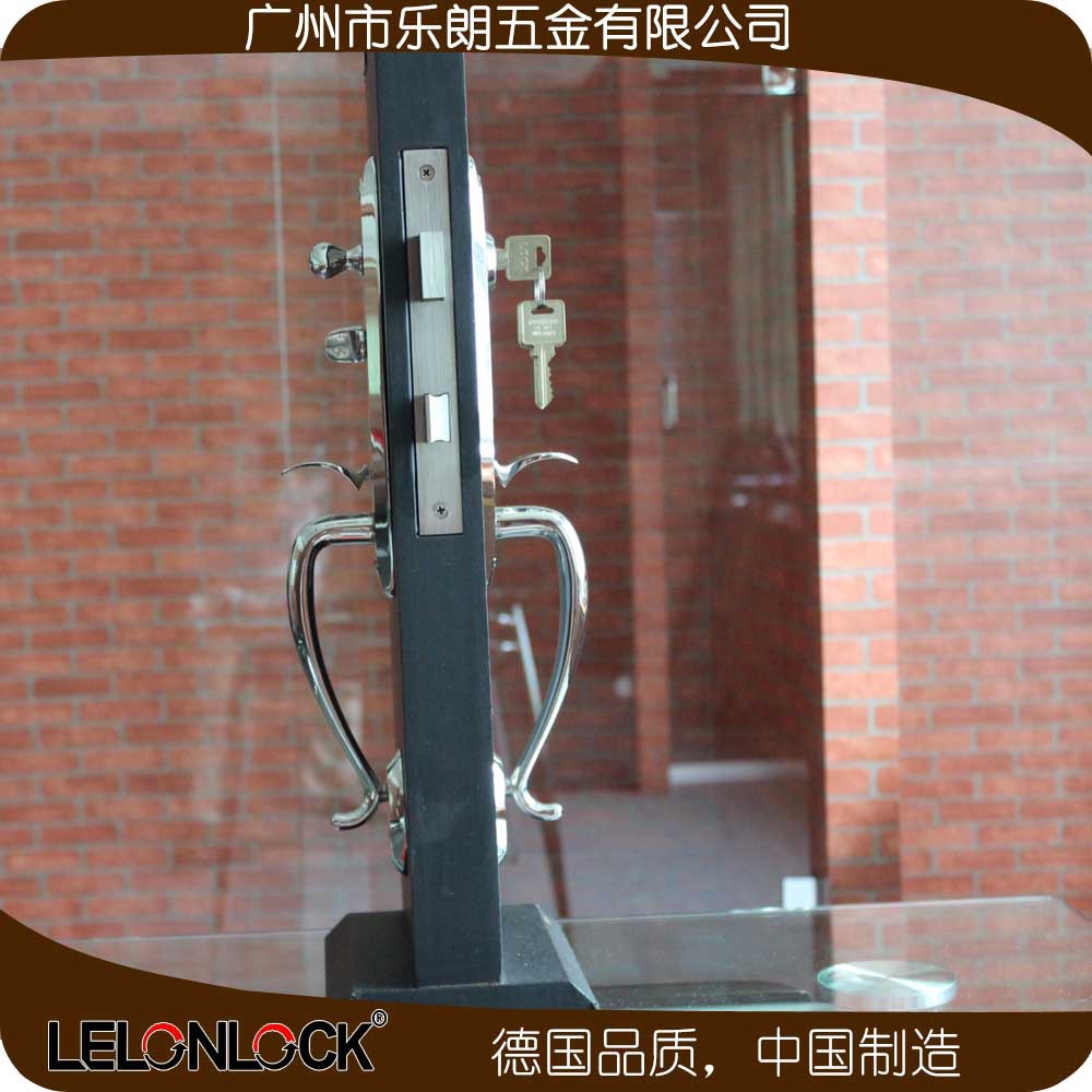 草莓视频软件污不锈钢门锁面板