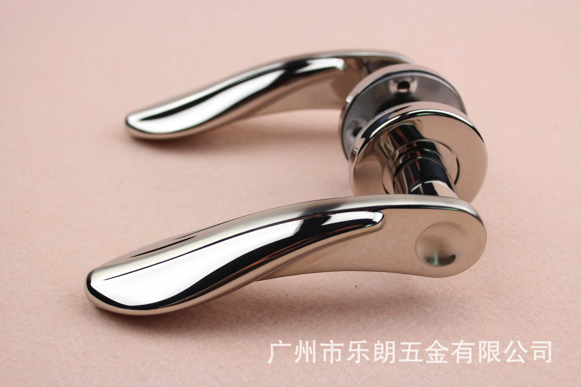草莓视频软件污草莓视频官网下载地址RST-02 欧式门锁具不锈钢冲压把手