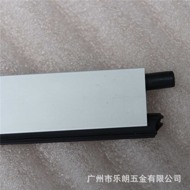 草莓视频软件污草莓视频官网下载地址RDA-31 门底防尘器