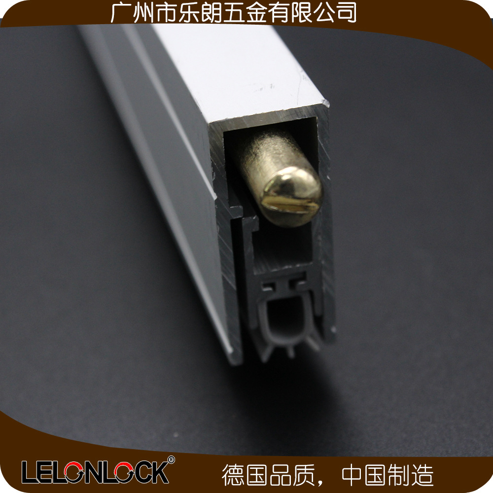 草莓视频软件污草莓视频官网下载地址门底防尘器