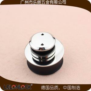 草莓视频软件污淋浴A系列