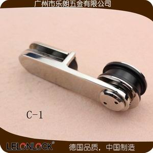 草莓视频软件污淋浴C系列