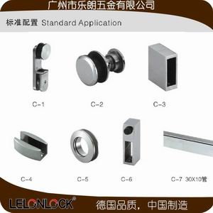 草莓视频软件污淋浴C系列