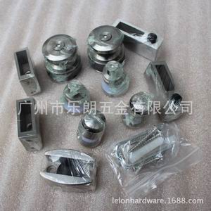 草莓视频软件污淋浴B系列