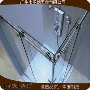草莓视频软件污淋浴E系列